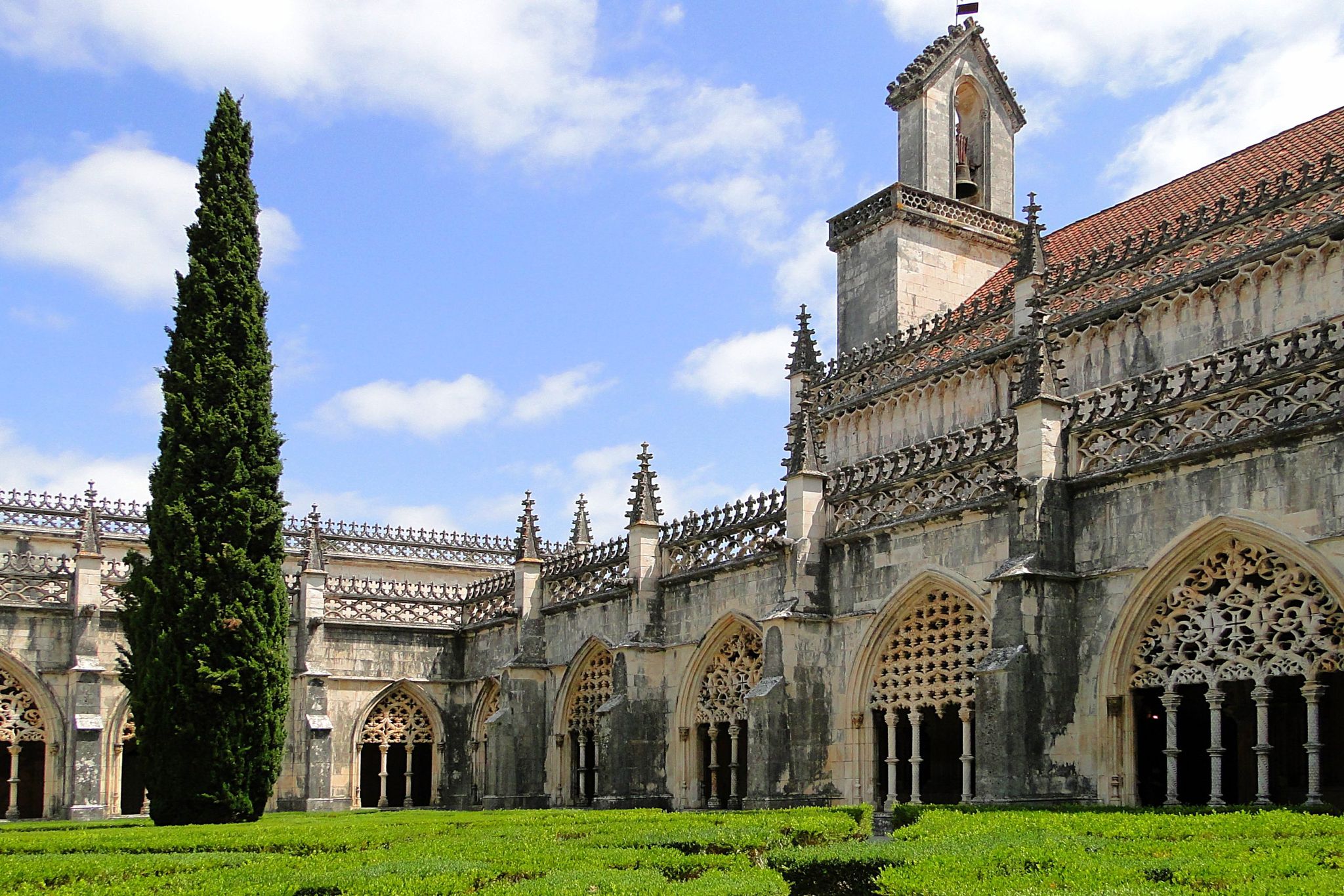 jeronimos-monastery-502815-scaled https://www.topconcierge.travel/wp-content/uploads/2025/10/jeronimos-monastery-502815-scaled-1.jpg