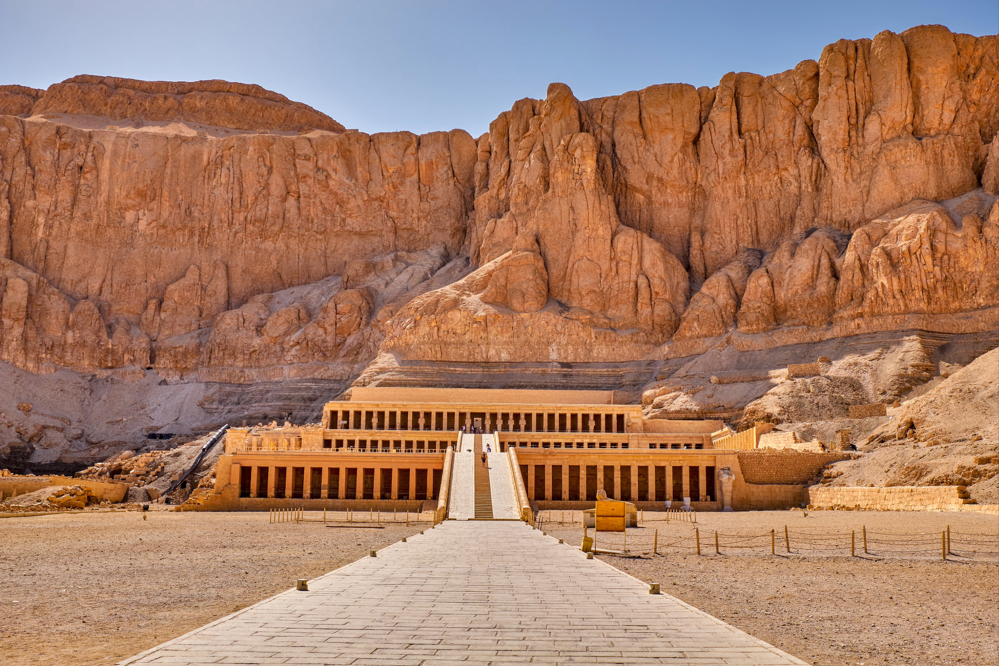 https://www.topconcierge.travel/wp-content/uploads/2026/05/AdobeStock_317816554-Hatschepsut-Luxor.jpg